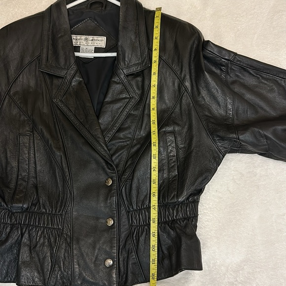Vtg Maggie Lawrence Jacket Womens
Motorcycle Punk Pop 80s Leather
Cinched waist - Picture 16 of 16